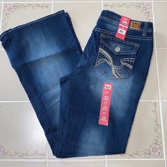 Lei Sophia Hipster Flare Jeans Juniors 